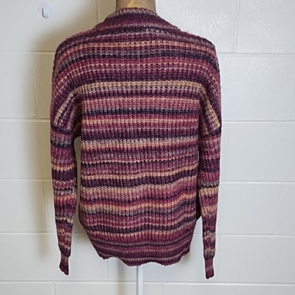 Striped Soft Crew Neck Sweater with Ribbed Knit - Picture 2 of 10
